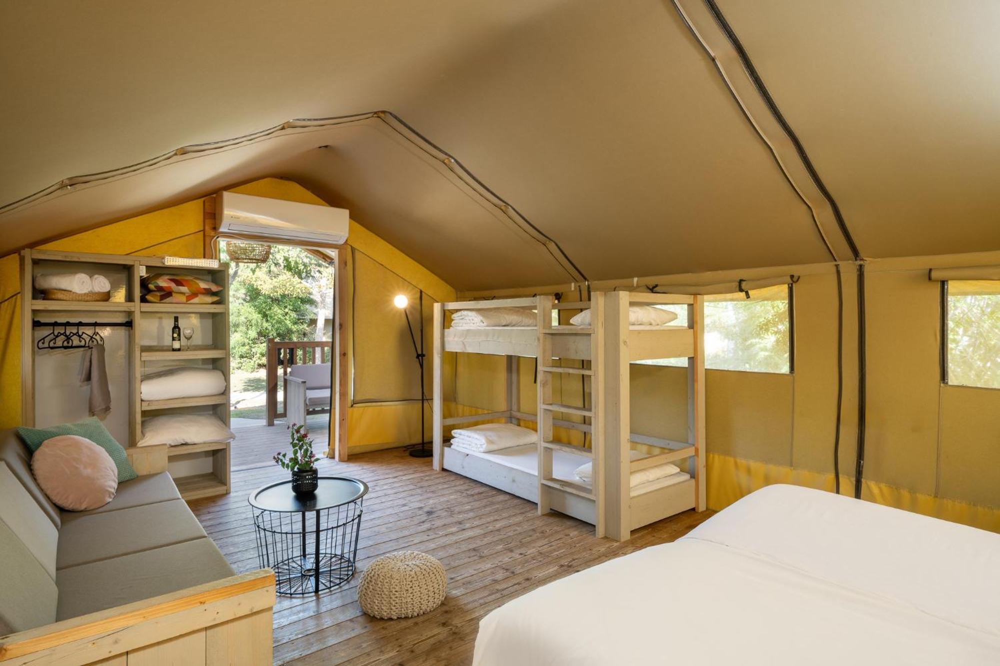 מלון ניר דוד Layla Glamping מראה חיצוני תמונה